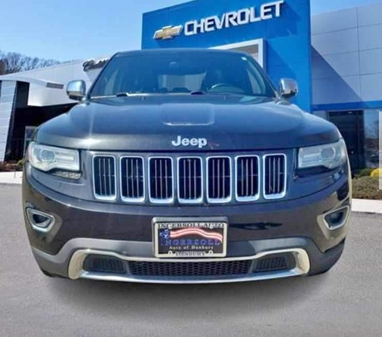 Mesh & Grill only for a 2014 Jeep Cherokee