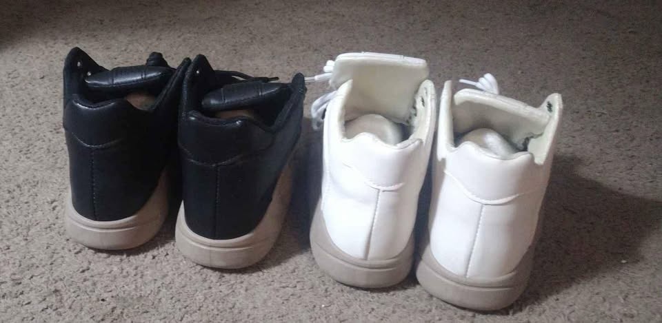 2 pair Wedge shoes, please read - photo 5