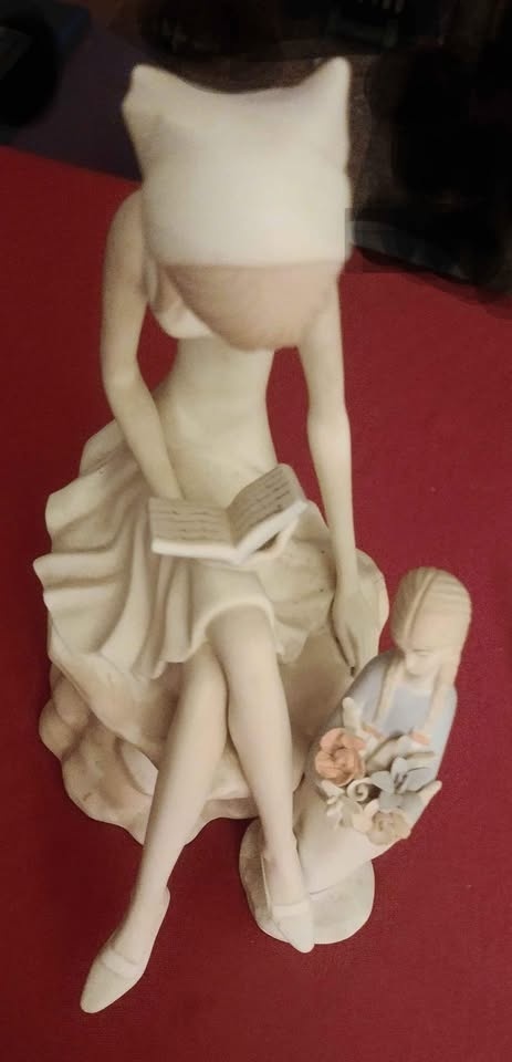 Alabaster Sculptures By artist Pales S.L please read - photo 2
