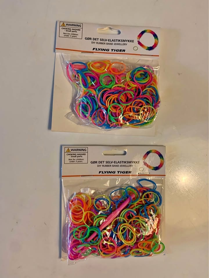 DIY rubber band jewelry