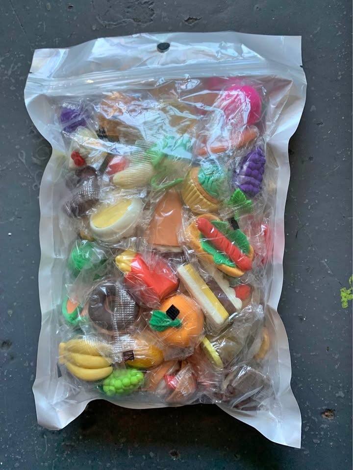 Puzzle eraser food