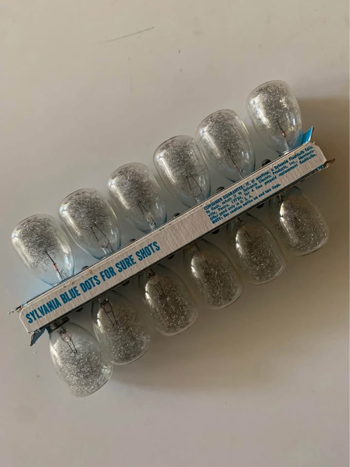 Sylvania blue dot flashbulbs M3 12 bulbs - photo 3
