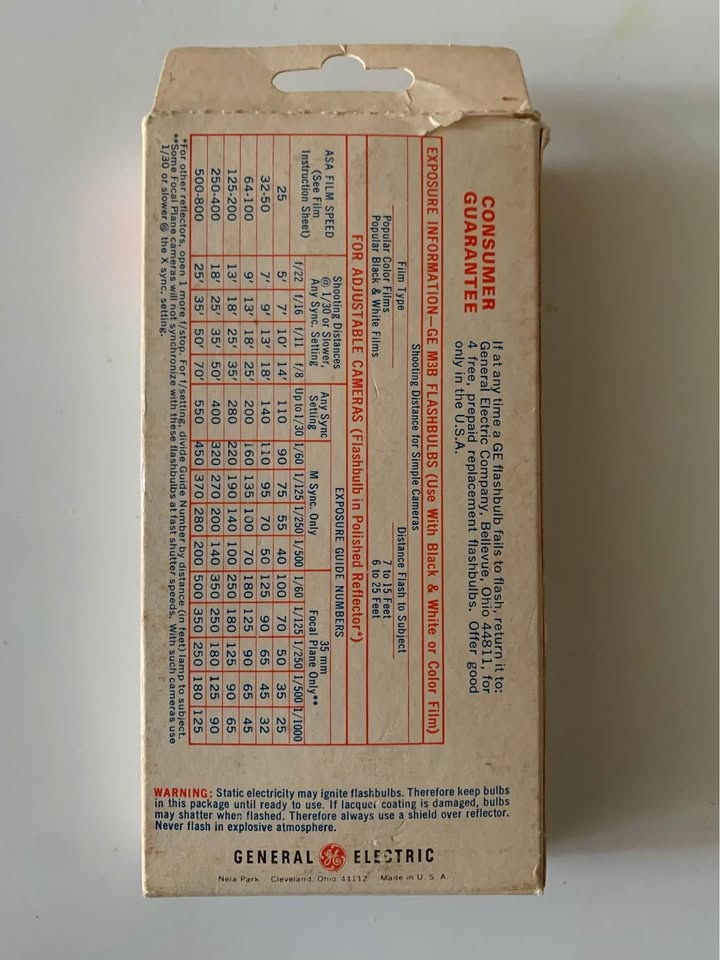 GE M3B eleven flashbulbs - photo 2