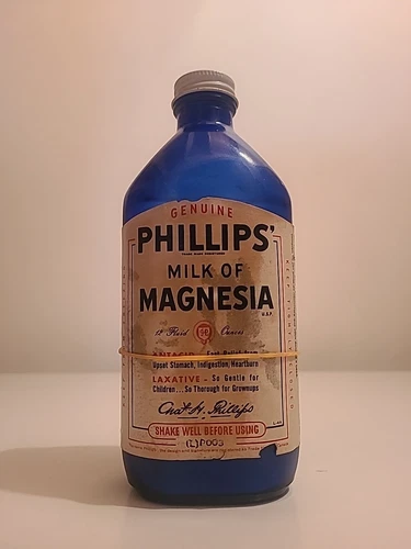 RARE Vintage 1950s? Phillips Milk Of Magnesia.FULL AND WITH LABE