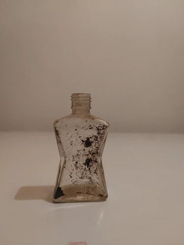 Vintage Hair Dye Bottle - photo 2