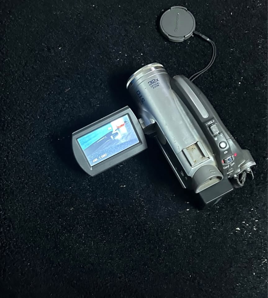 Retro Panasonic Camcorder - photo 2