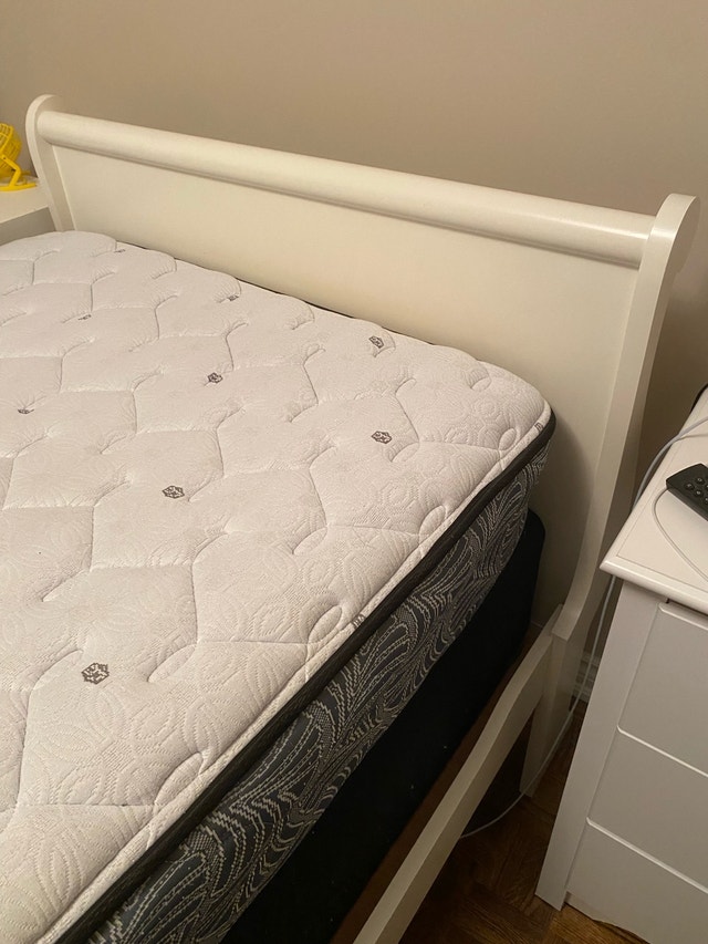 White Single bedroom set