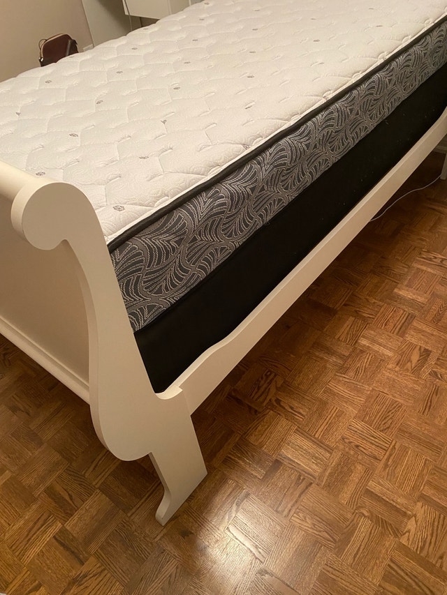 White Single bedroom set - photo 2