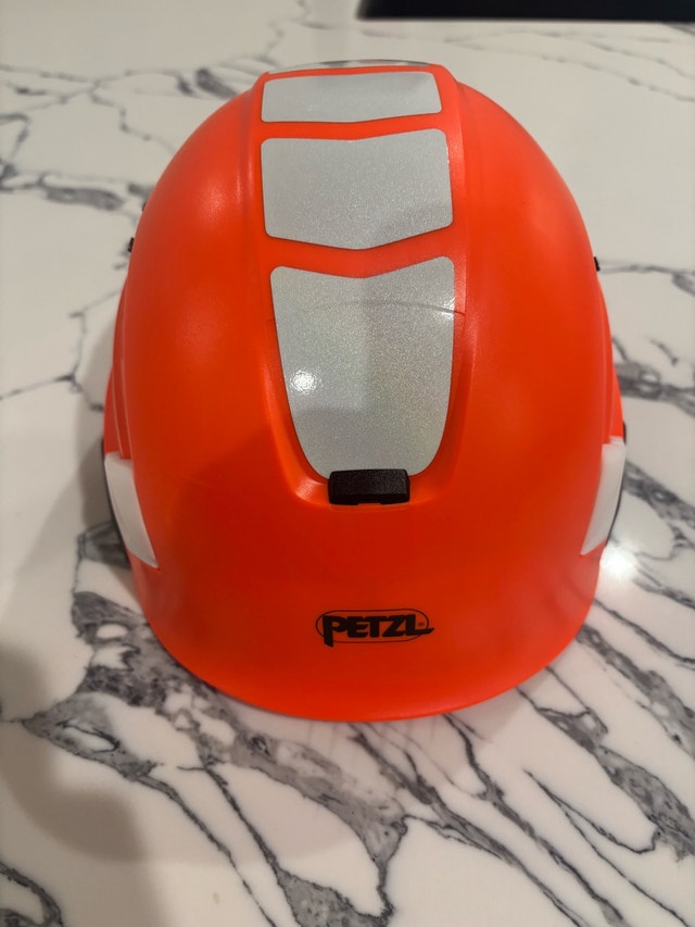 Petzl Vertex Vent Hi-Vis Orange