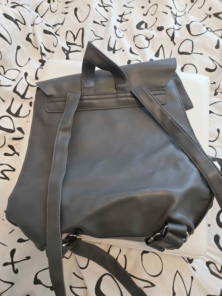 Roots backpack - photo 3