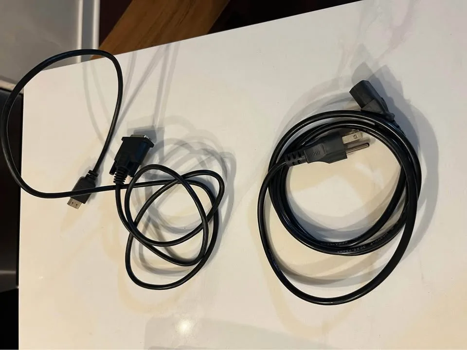 Dell monitor 22” works perfect image indicator(9)