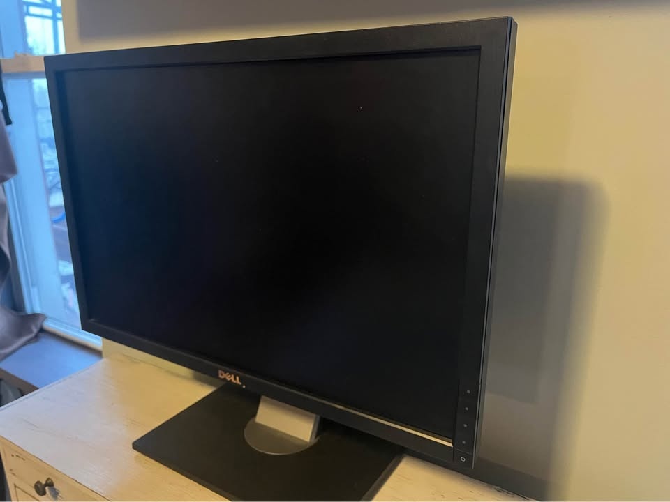 Dell Monitor-21" - photo 2