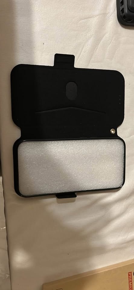 iPhone 12 Pro case (with card holder) - photo 2