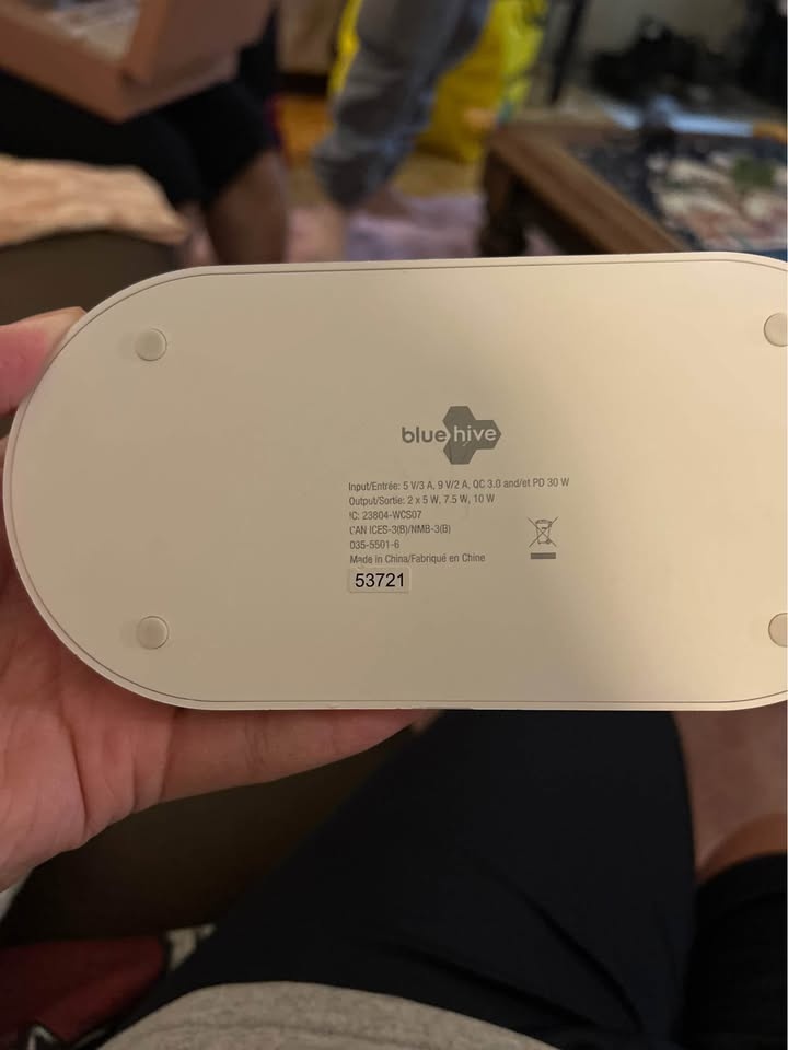 Wireless Charger. Output: 2x5 Watts, 7.5 Watts, and 10 watts - photo 2