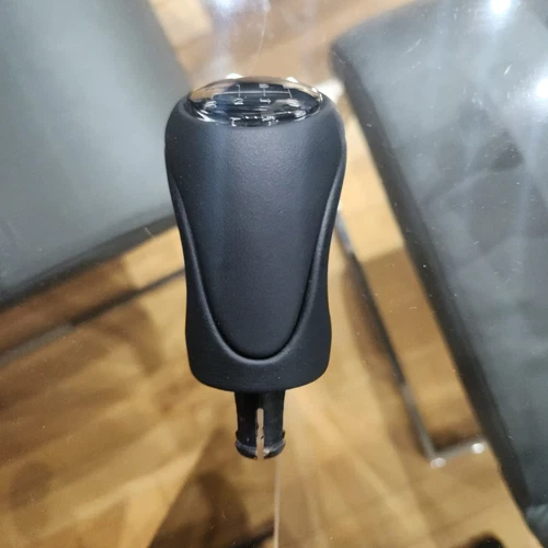 OEM C320 C240 shift knob and shift boot - photo 2