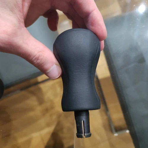 OEM C320 C240 shift knob and shift boot - photo 3
