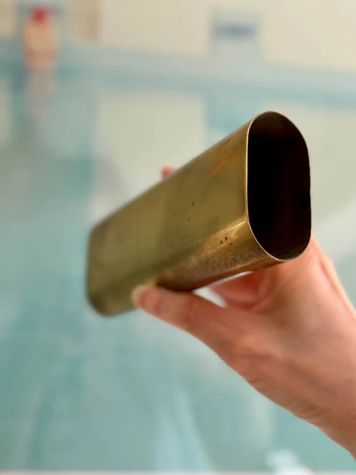 Brass Bud Vase - MCM vase / pencil holder / table decor image indicator(2)