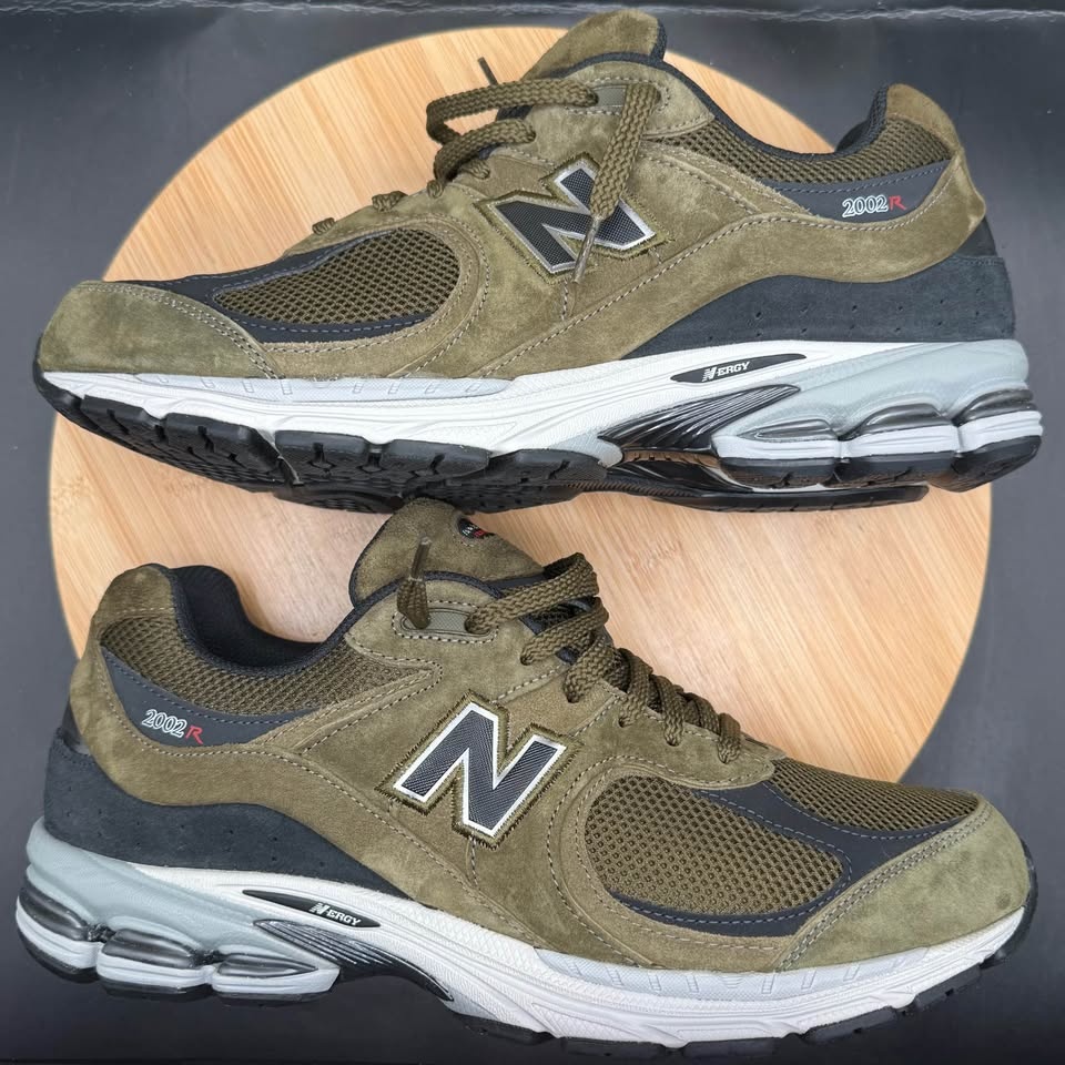 New Balance 2002R “Olive Black” Men’s Sz 12 - photo 3