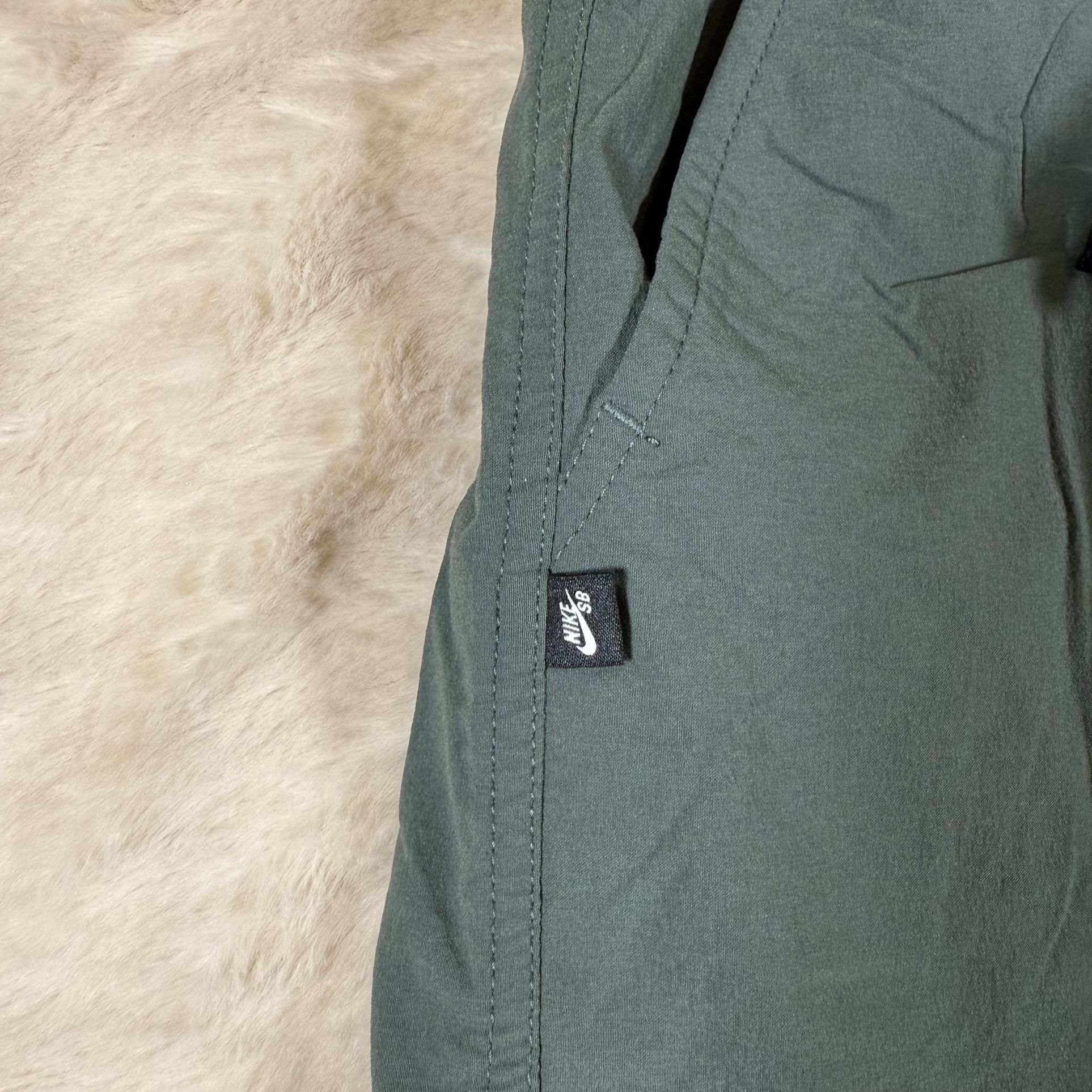 Nike SB Kearny Cargo Skateboarding Pants Dark Green Mens Sz Smal - photo 5