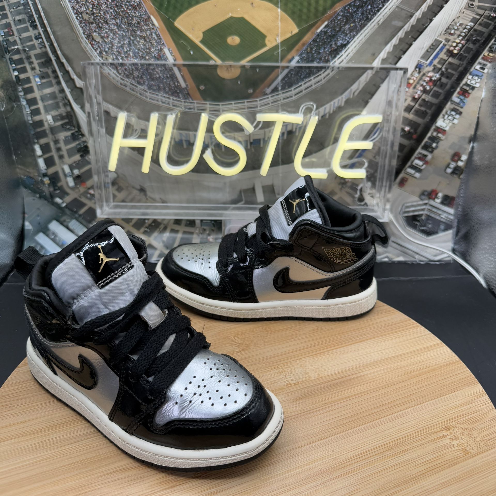 Nike Air Jordan 1 Mid Black/Metallic Silver (PS) Size 11C