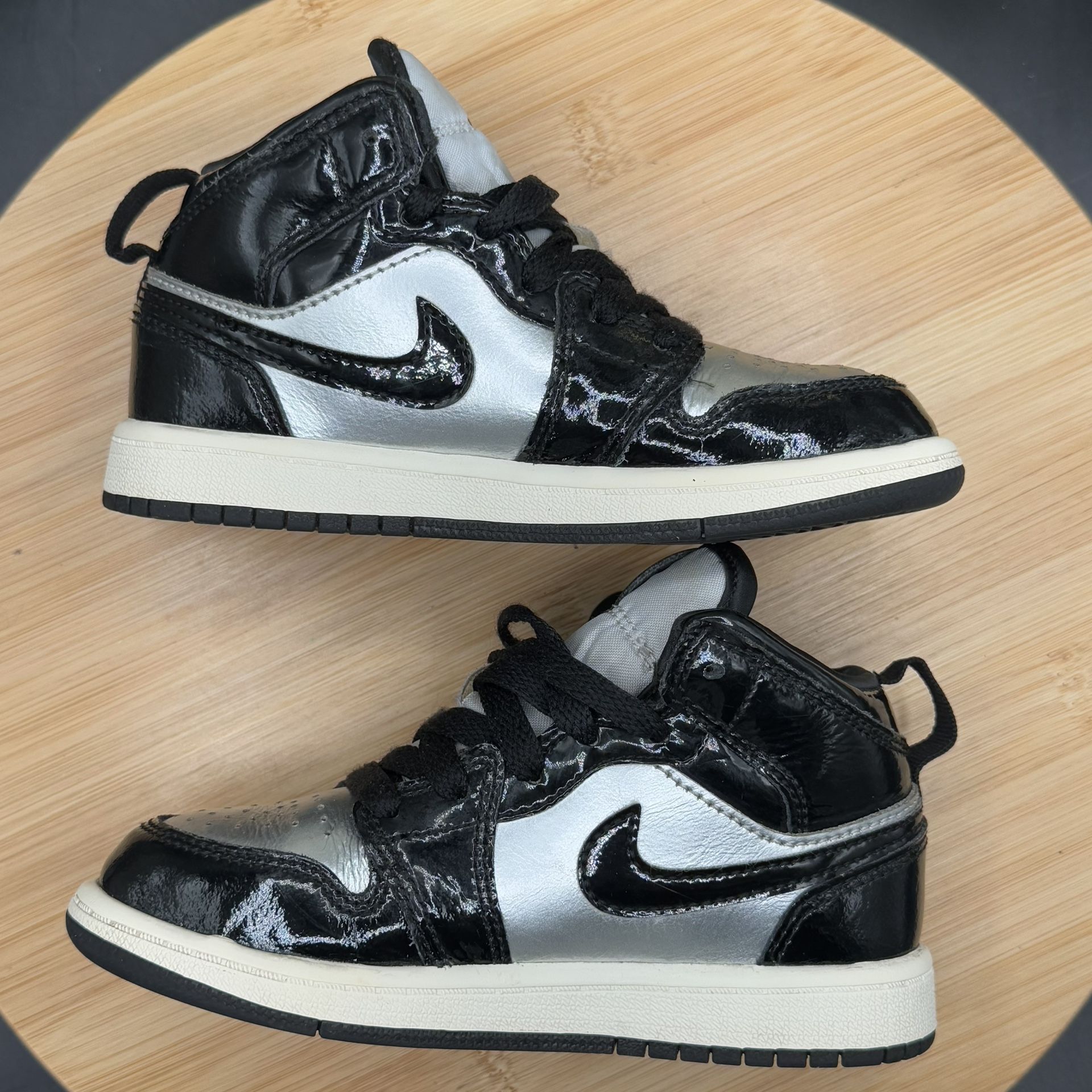 Nike Air Jordan 1 Mid Black/Metallic Silver (PS) Size 11C - photo 5