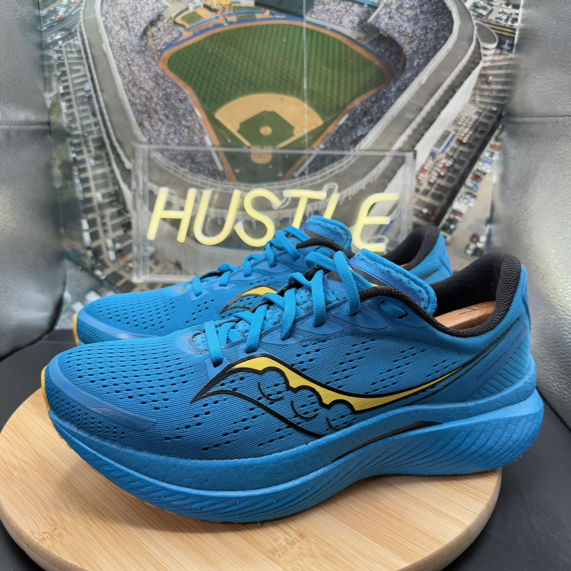 Saucony Endorphin Speed 3 Ocean ViZiGold Men’s Sz 12 - photo 3