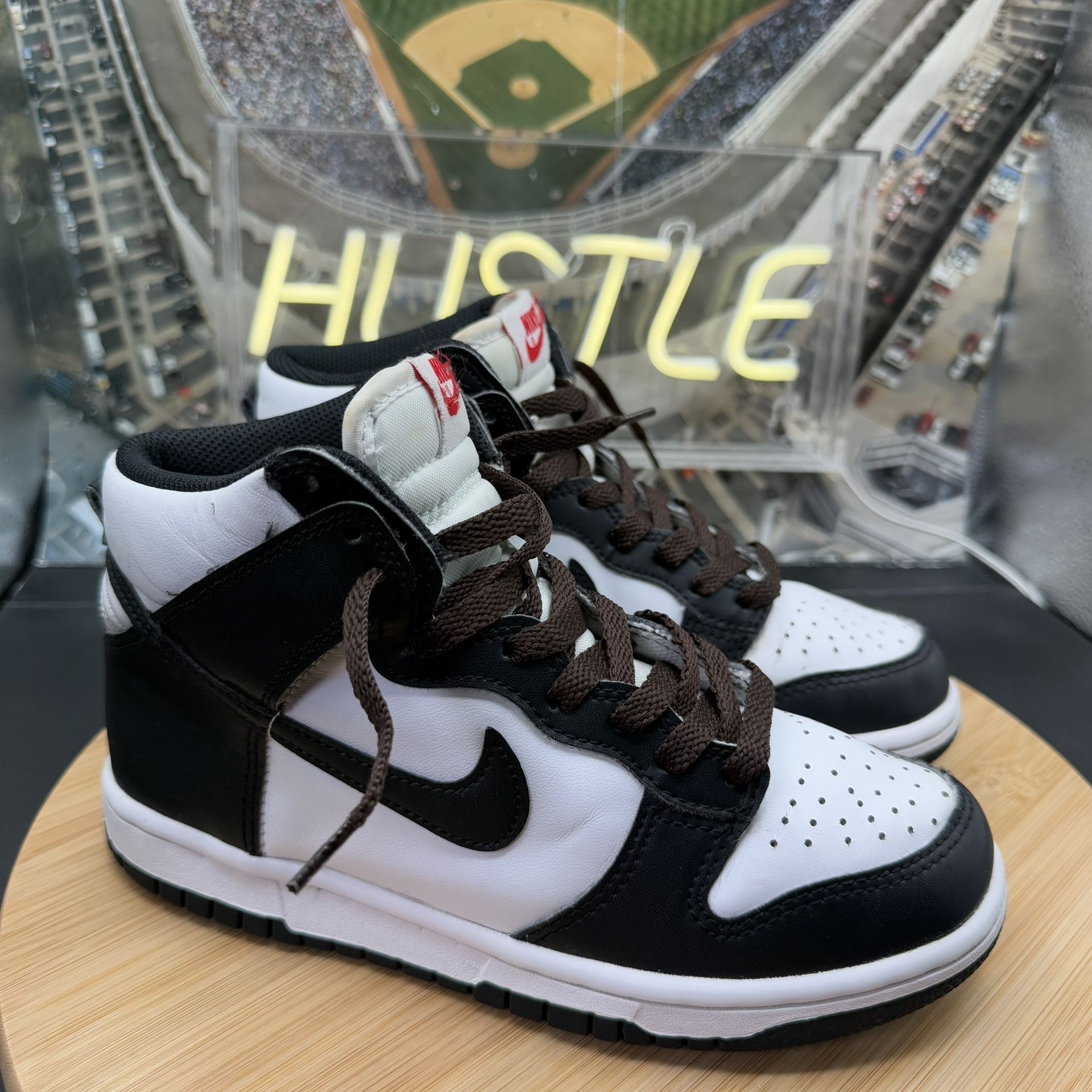Nike Dunk High (GS) White Black Red Youth Size 4.5Y - photo 2