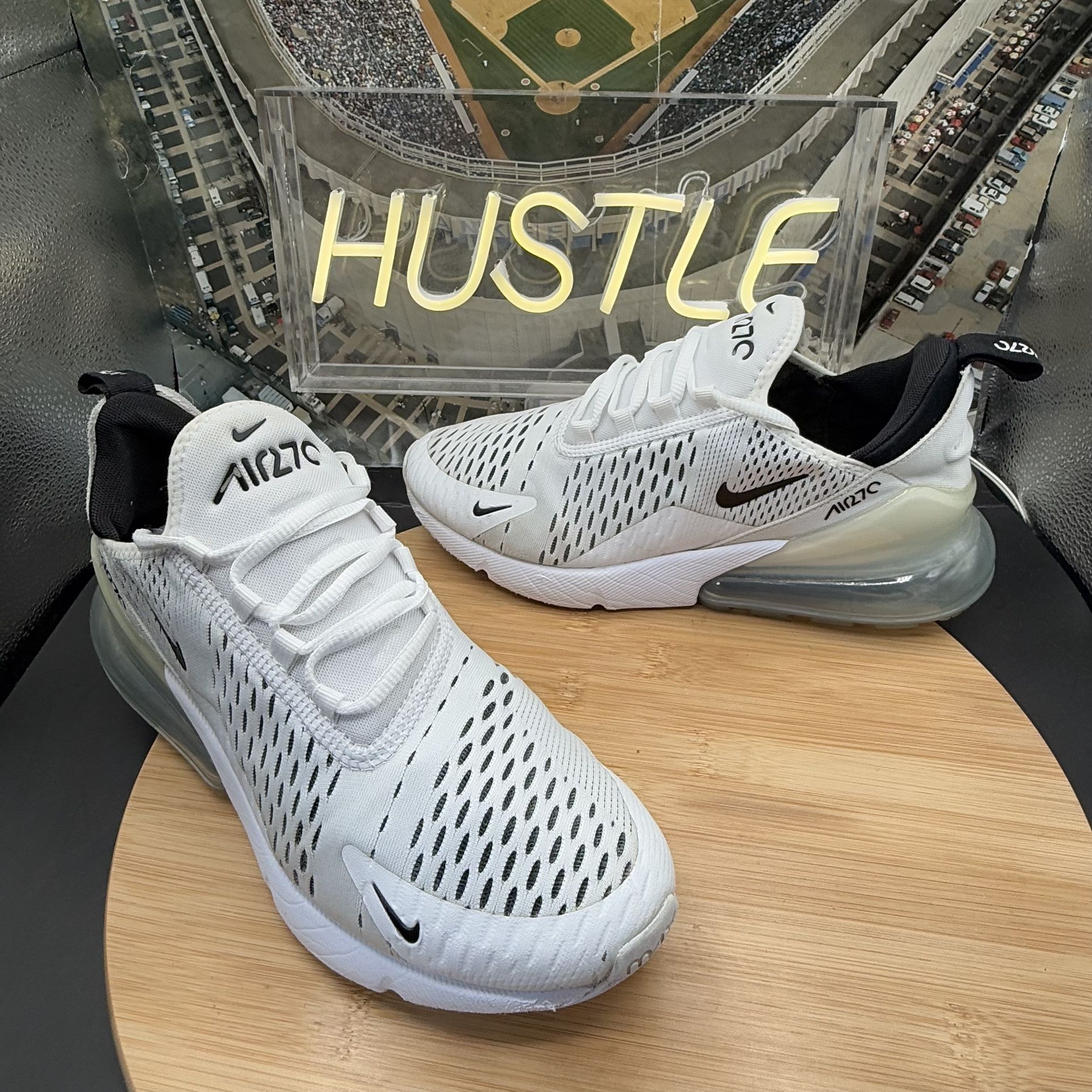 Nike Air Max 270 Women's White/Black Casual Shoes Size 8