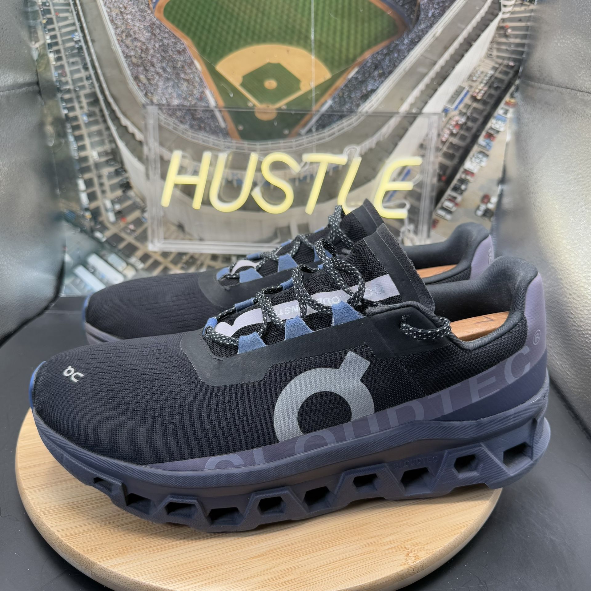 On Running Cloudmonster “Magnet Shark” Mens Sz 13 - photo 3
