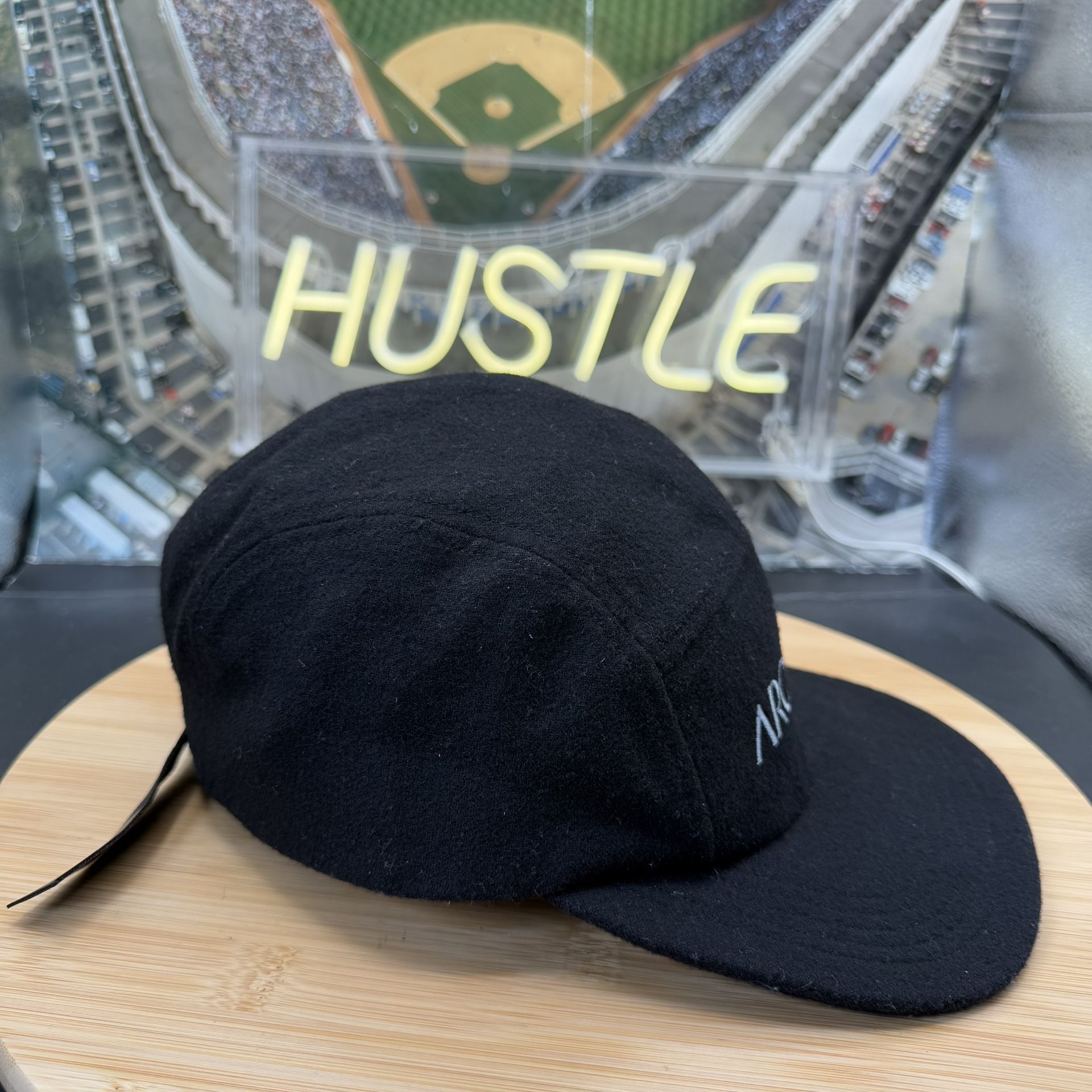 Arc'teryx 5 Panel Wool Black Logo Cap Embroidered Adjustable - photo 2