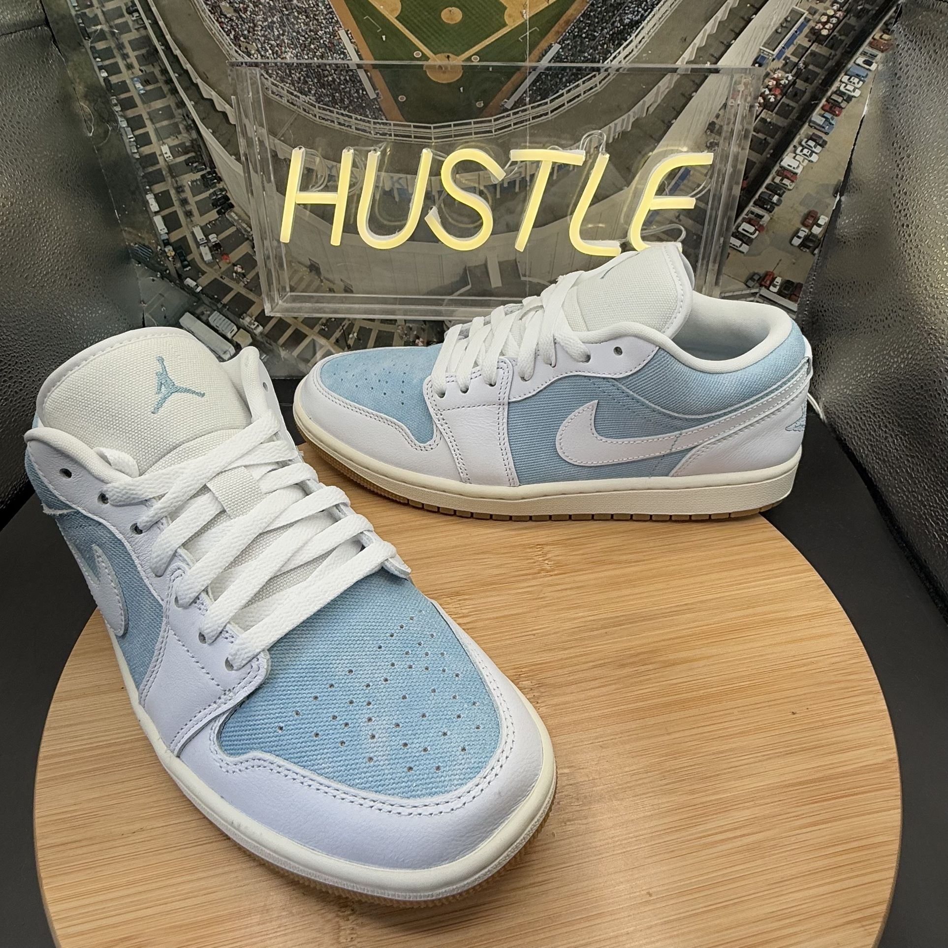 Nike Air Jordan 1 Low Denim Worn Blue Women's Sz 10