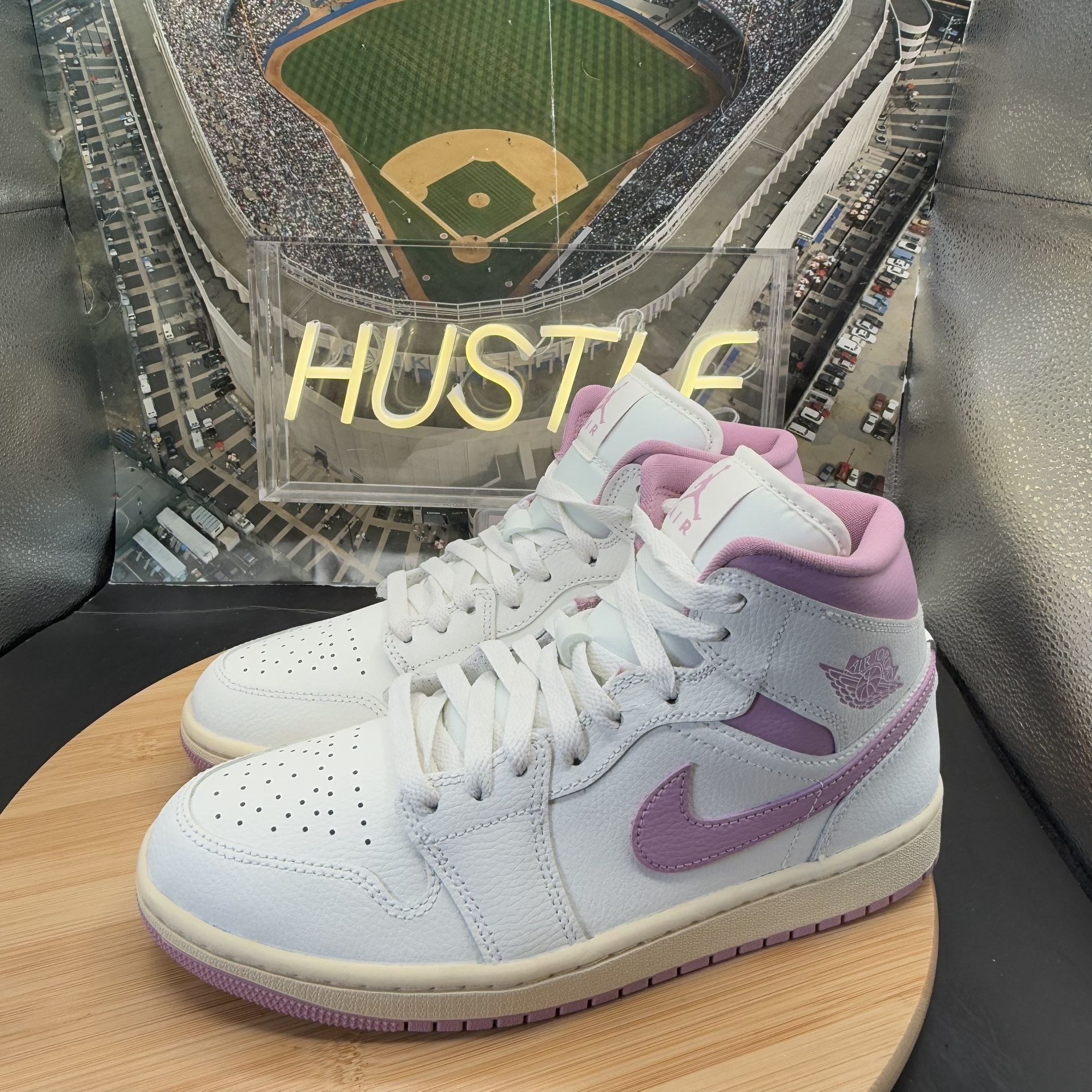 Nike Air Jordan 1 Mid Women’s 'Sail Pnk Coconut Milk' 8.5 New - photo 3