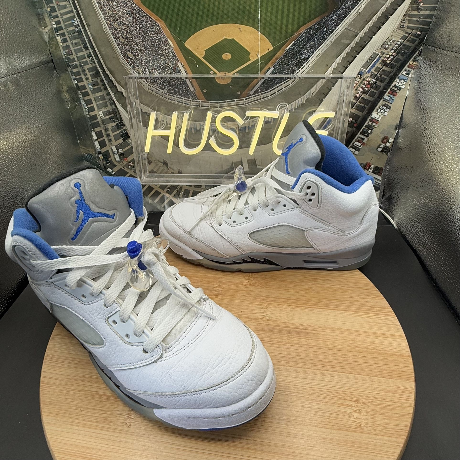 Nike Air Jordan 5 Retro Stealth 2.0 Sz 6.5Y
