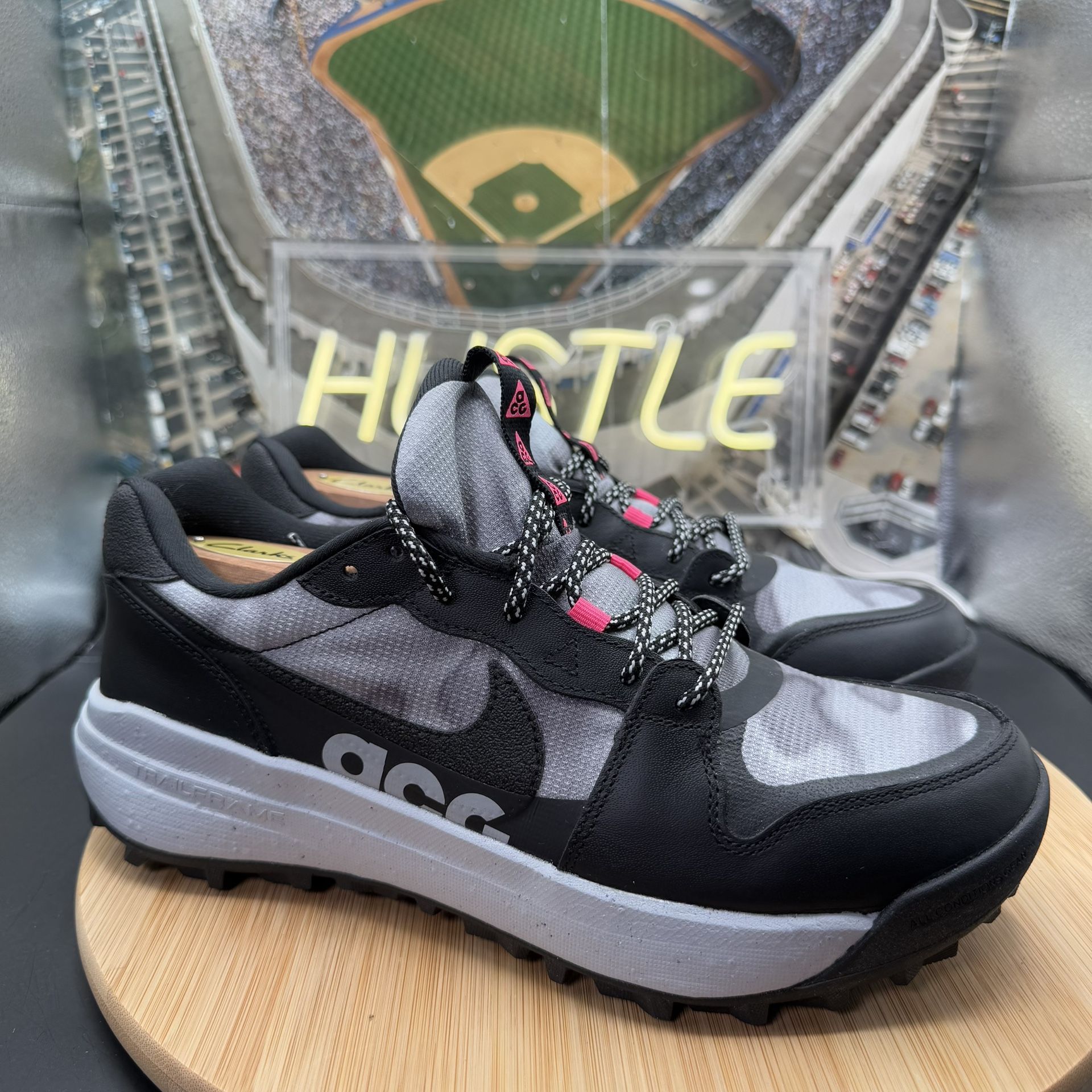 Nike ACG Lowcate Wolf Grey/Hyper Pnk Men’s Sz 9 - photo 2