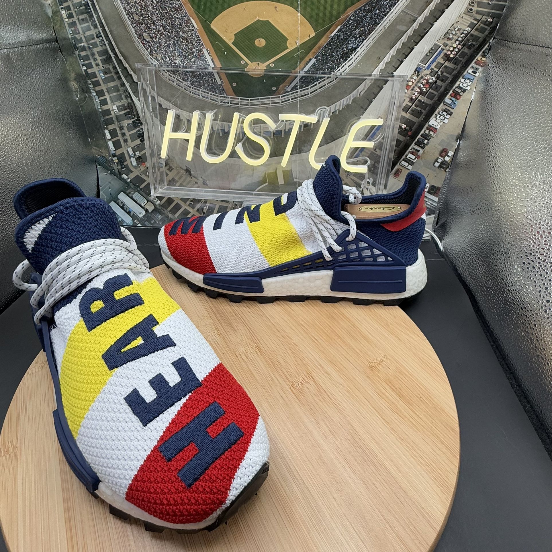 Adidas Human Race Shoes Mens Size 9 NMD Pharrell Billionaire Boy