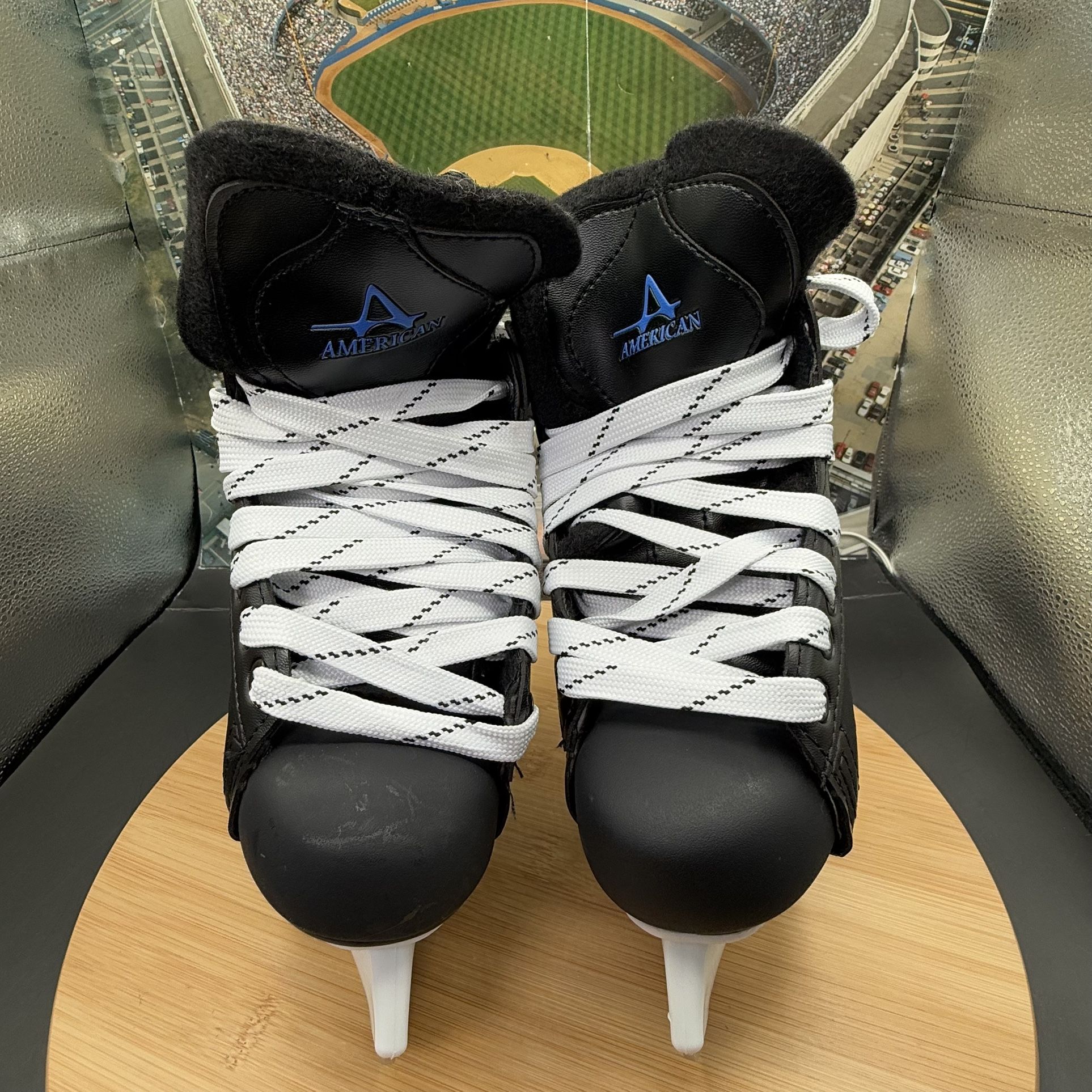 American Athletic Boy’s Hockey Skates American Force 2.0 Sz 1 - photo 3