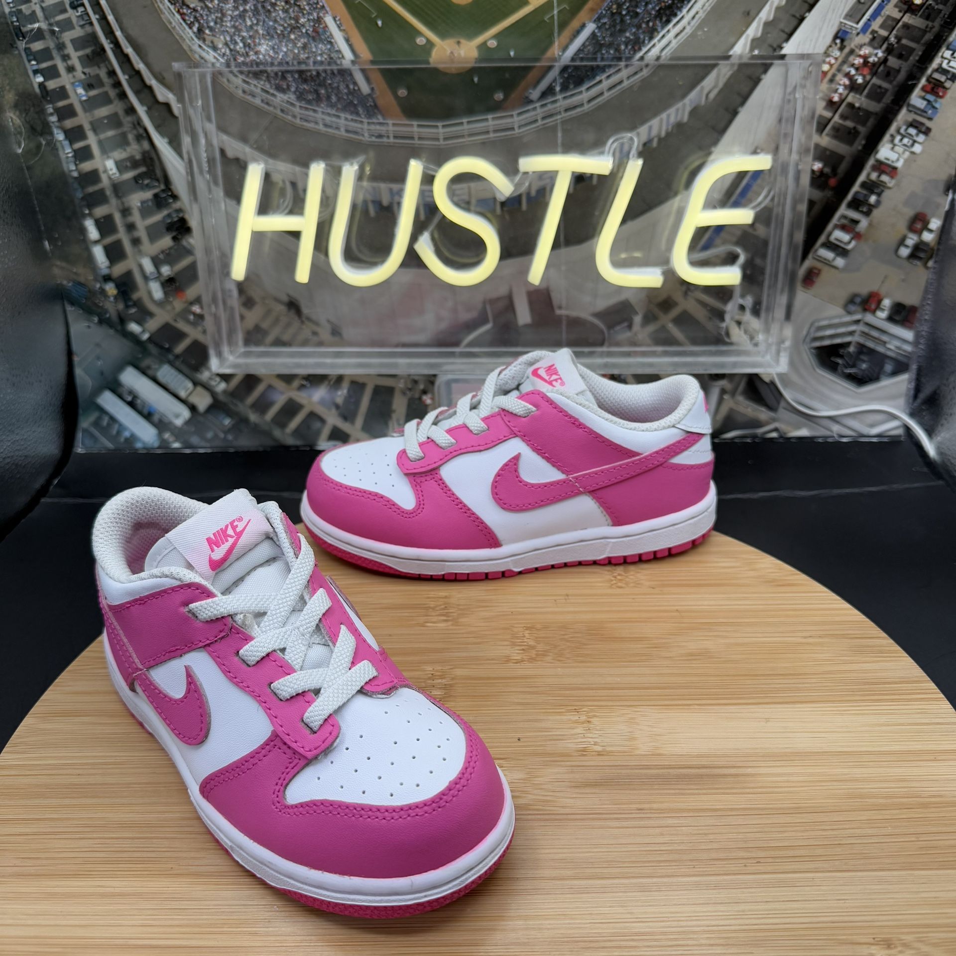 Nike Dunk Low Laser Fuchsia Pnk Barbie Sneakers Sz 10C