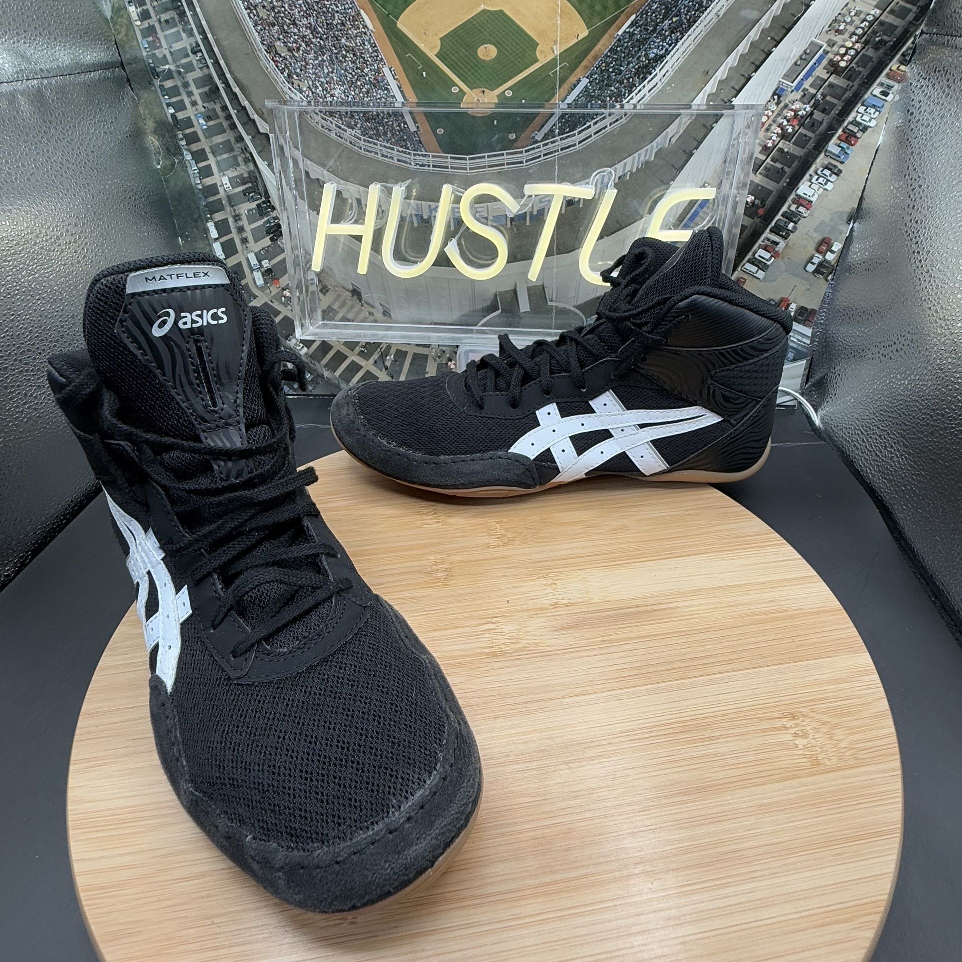 Asics Men's MATFLEX 7 Black/White Wrestling Shoes Sz 8.5