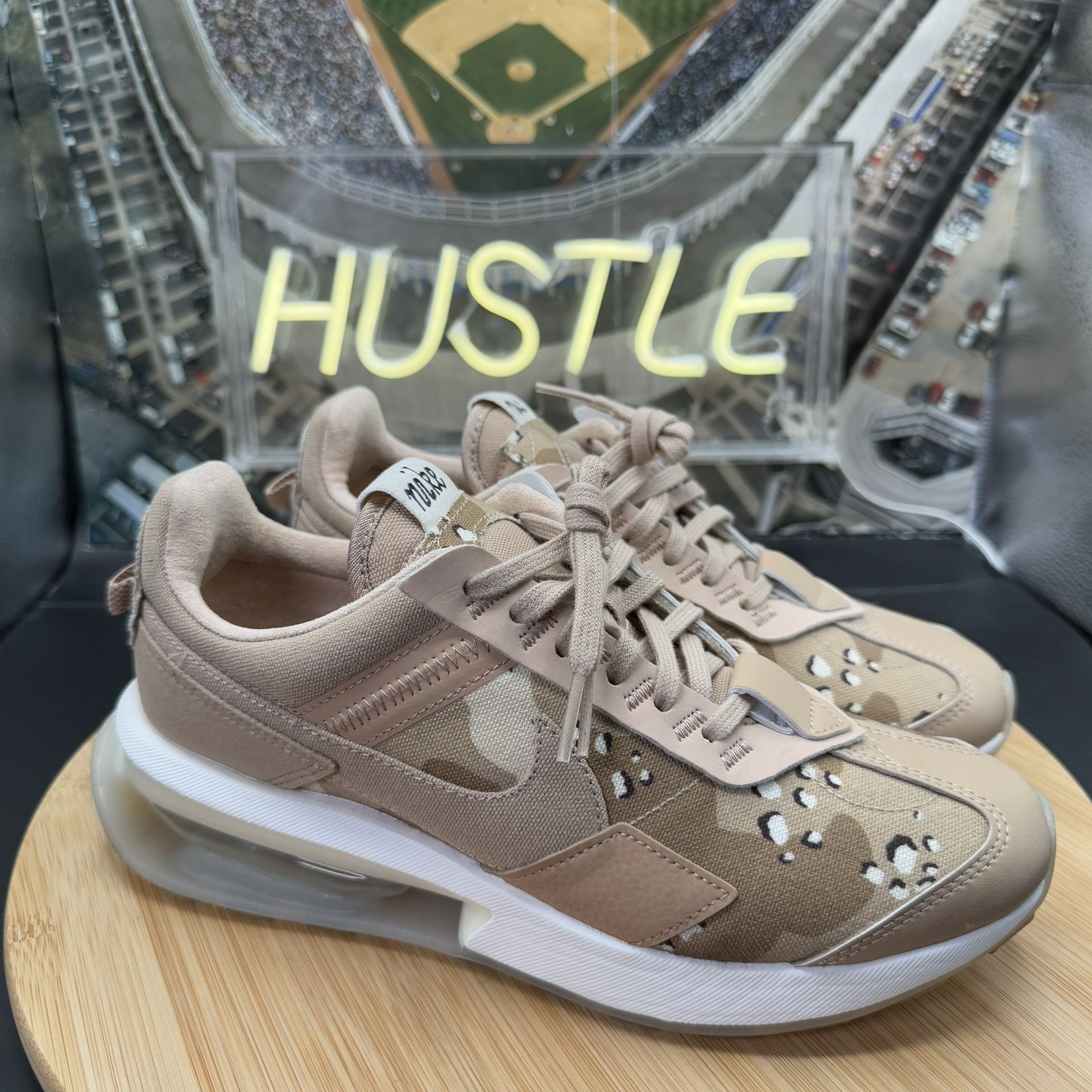 Nike Air Max Pre-Day Desert Camo Hemp Sail Women Size 7 - photo 2