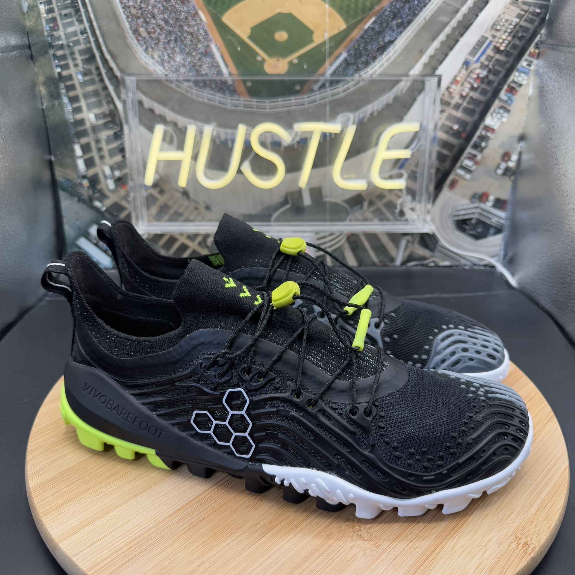 Vivobarefoot Women's Hydra ESC Obsidian Lemon Zest Sz 41 - photo 2