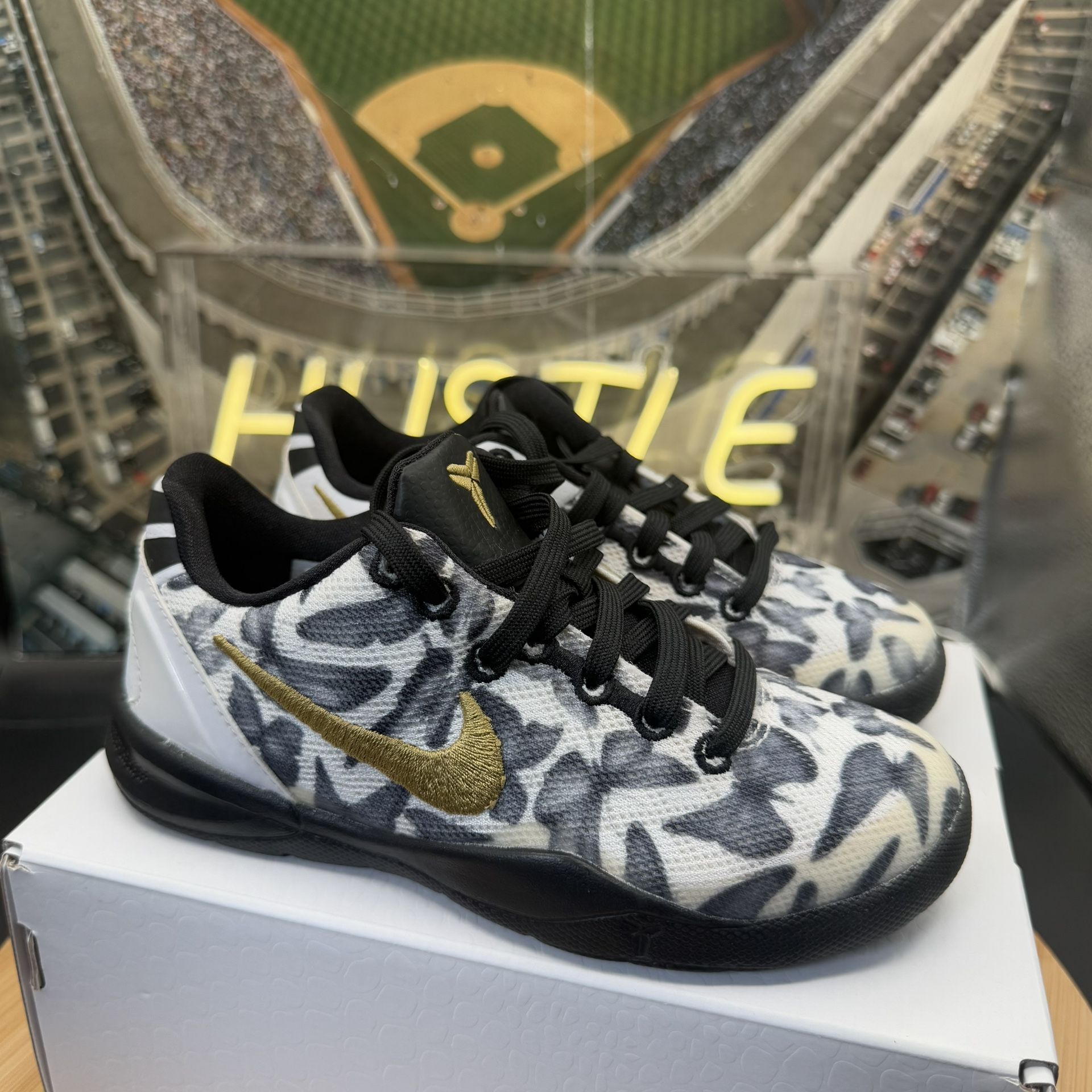 Kobe 8 Protro “Mambacita” Gigi White Gold Black (PS) Sz 11.5C (F - photo 2