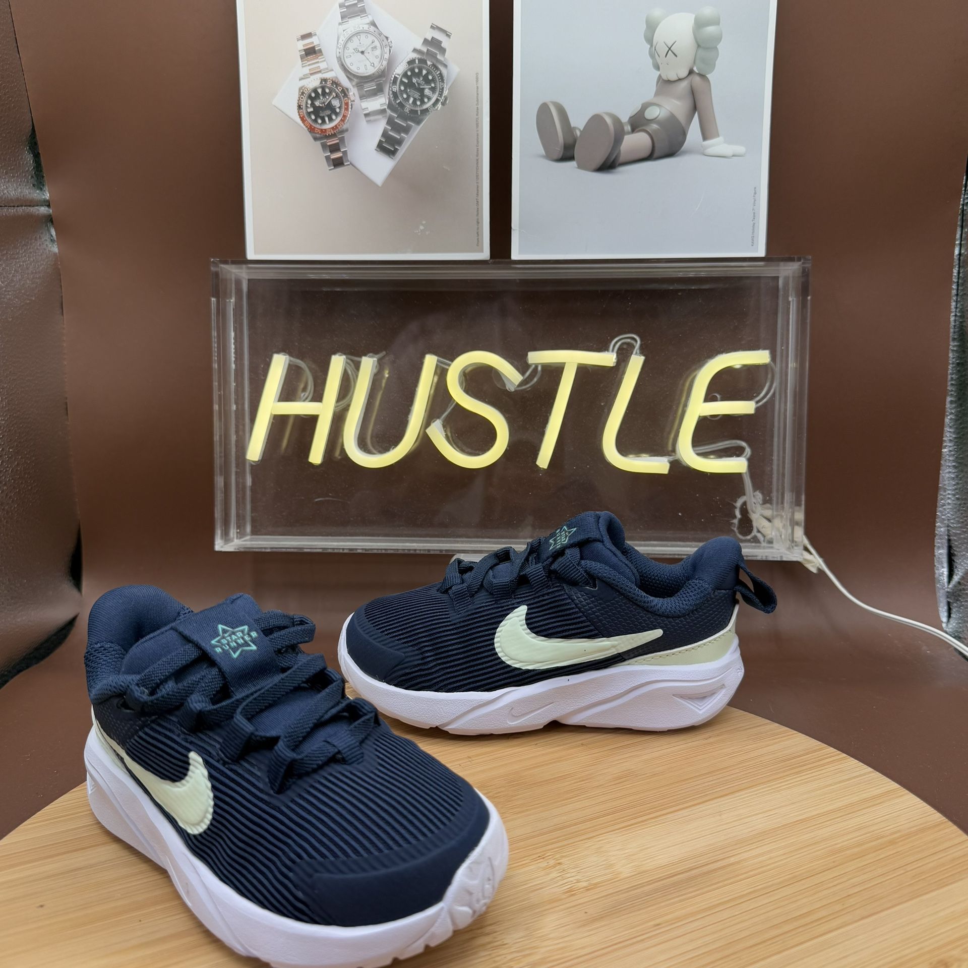 Nike Star Runner 4 Midnight Navy Volt Tint' TD Sz 8C