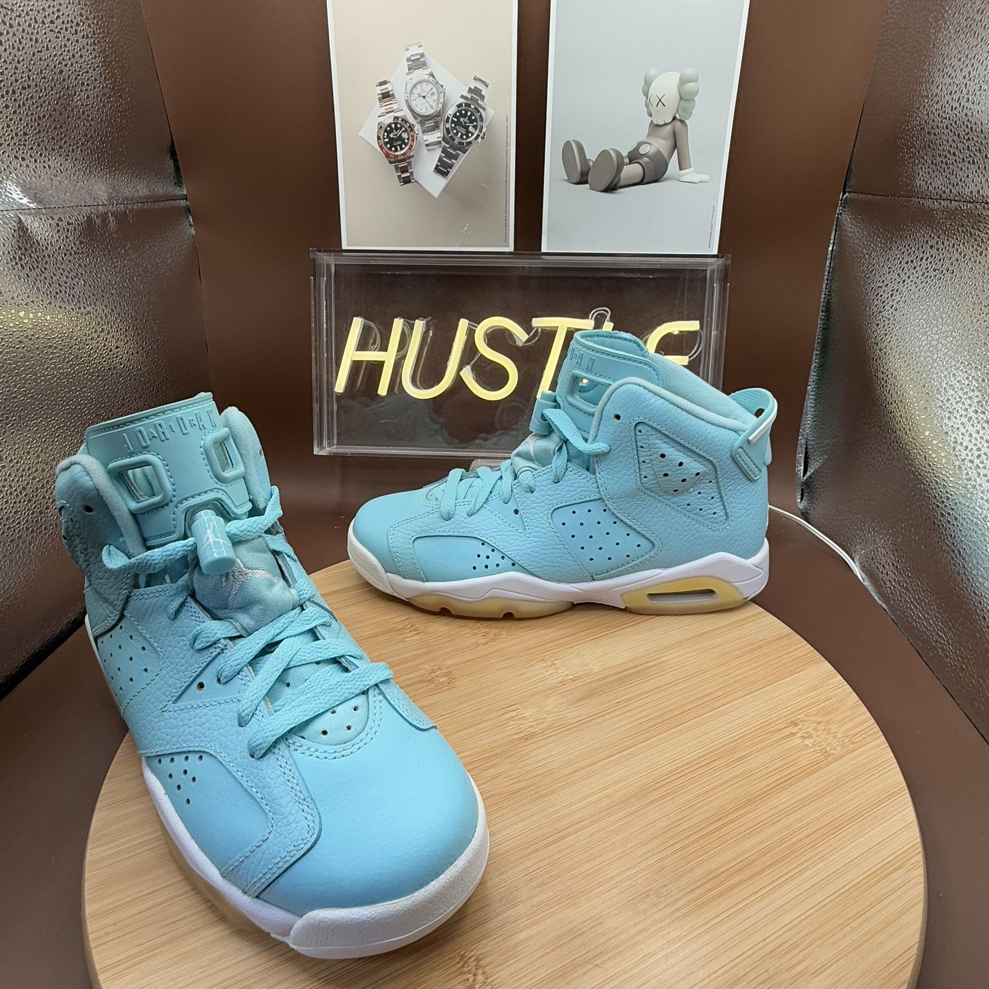 Nike Air Jordan 6 (GS) Retro Pantone Blue/White Size 5Y/ Womens