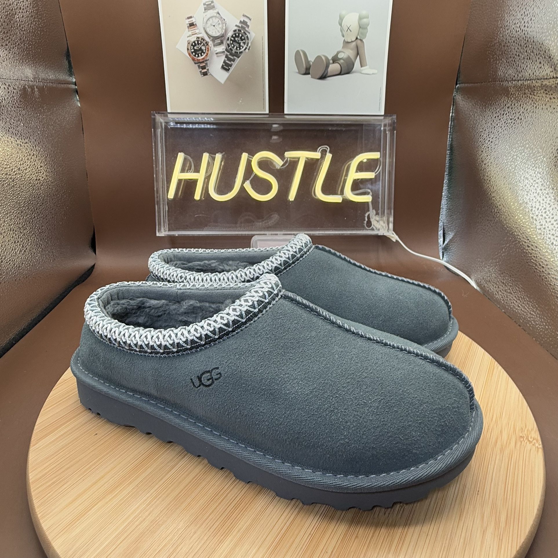 UGG TASMAN SLIPPER WOMENS US 7 CHARCOAL GRAY SUEDE/ WOOL SLIP-ON - photo 2