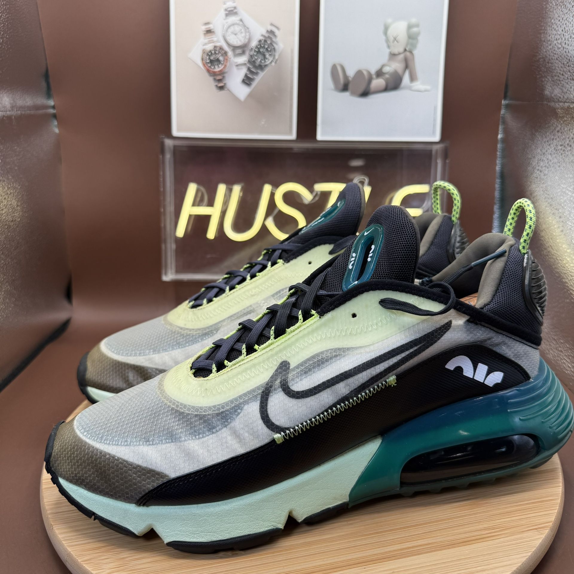 Nike Air Max 2090 'Volt Blue' Men's size 11.5 - photo 3