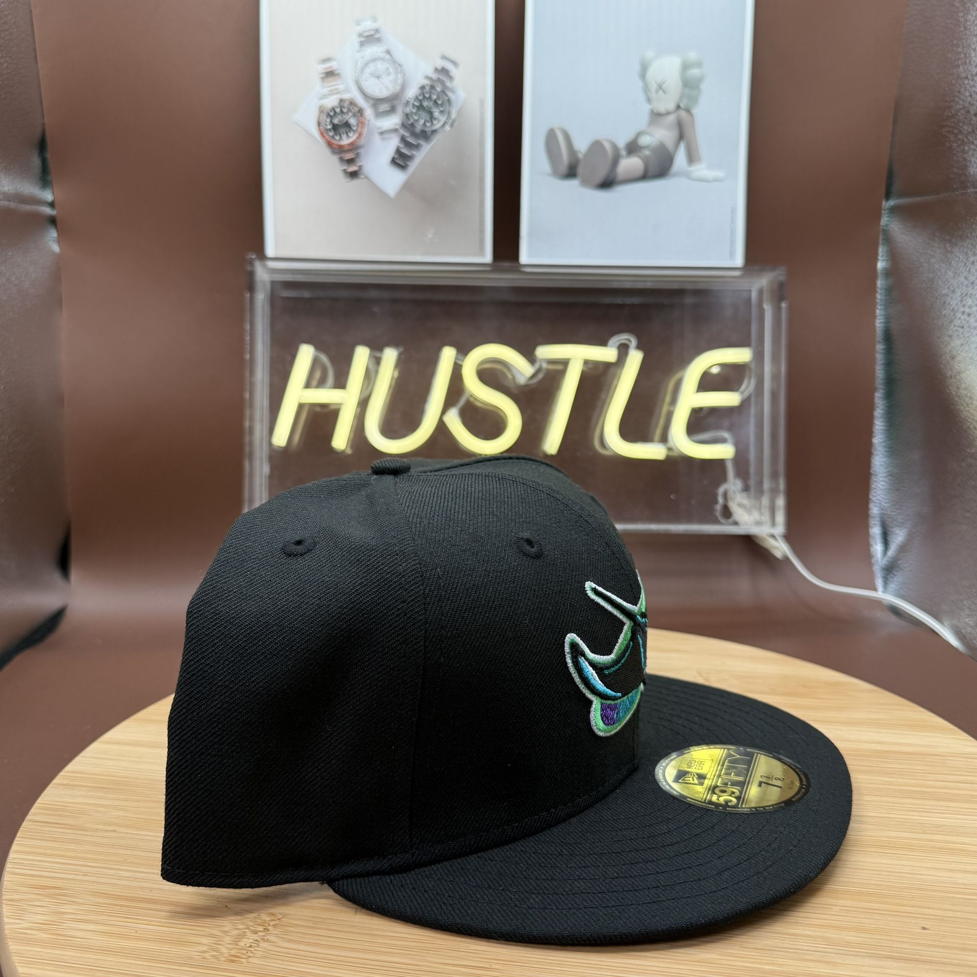 New Era 59Fifty Rays Black/Green Sz 7 7/8 - photo 2