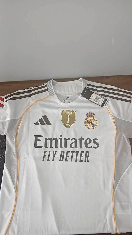 Real Madrid Mbappé Jersey – Size M – Brand New w/ Tags