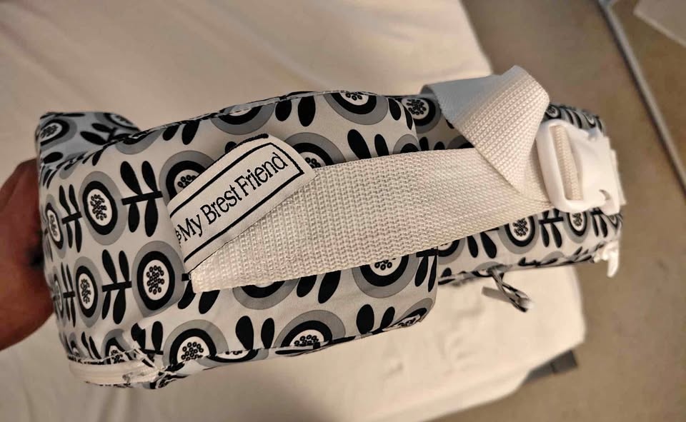 Moving Sale - Baby Feeding Pillow