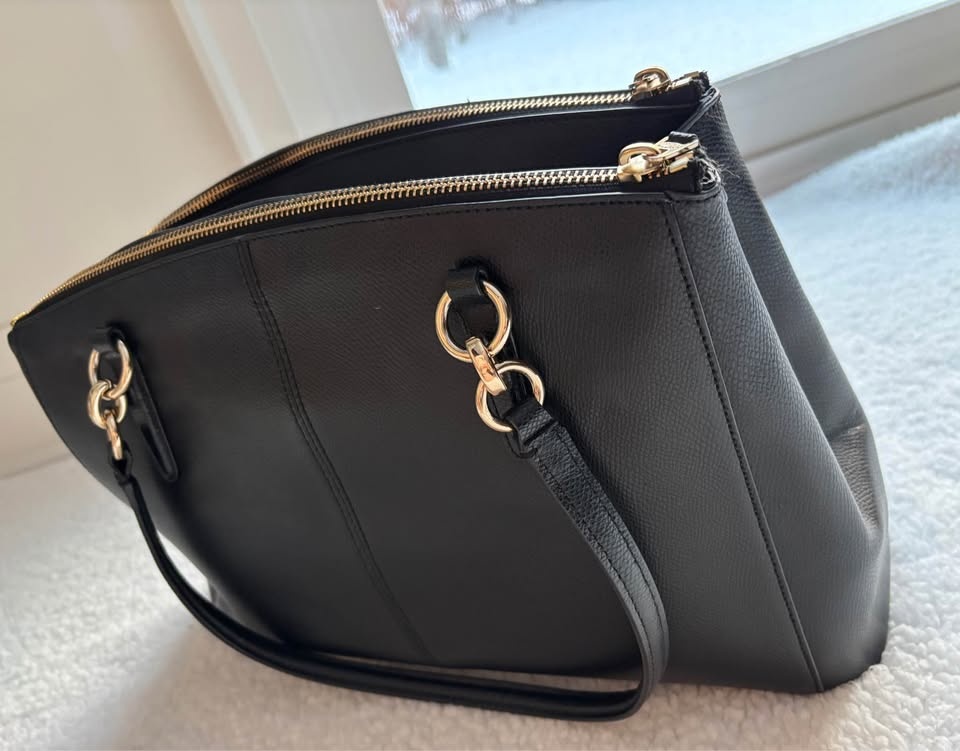 Coach Black Crossgrain Leather Christie Carryall - photo 2