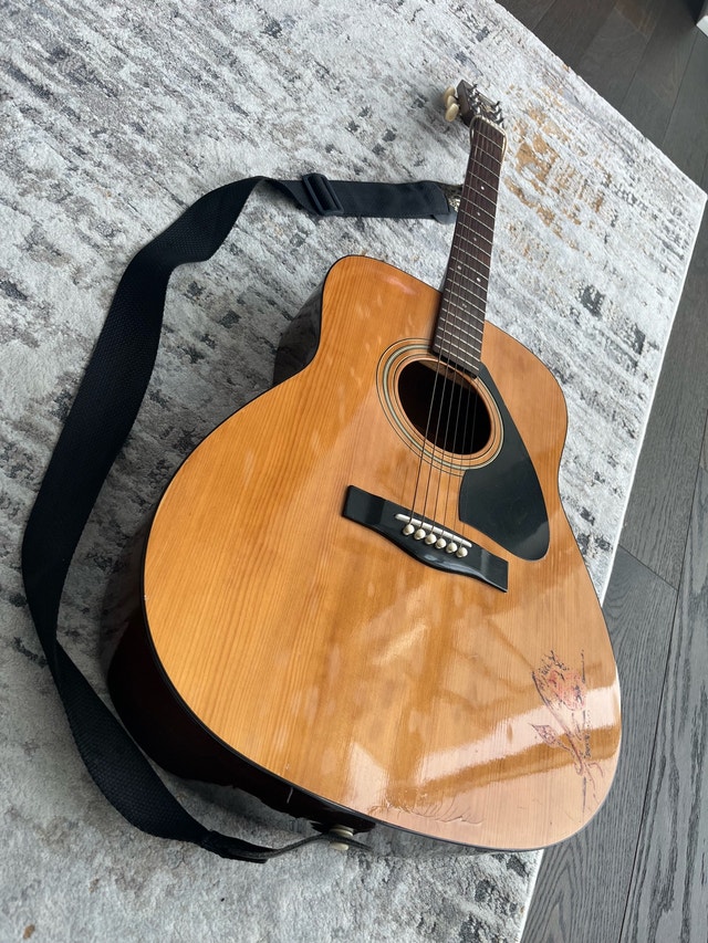 Yamaha FG-400 Guitar - photo 4